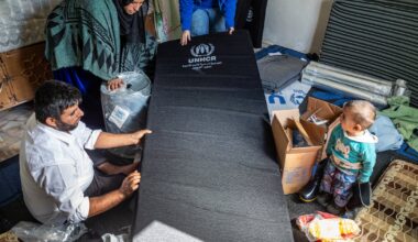 Aid stretched to ‘breaking point’ as refugees face cold winter