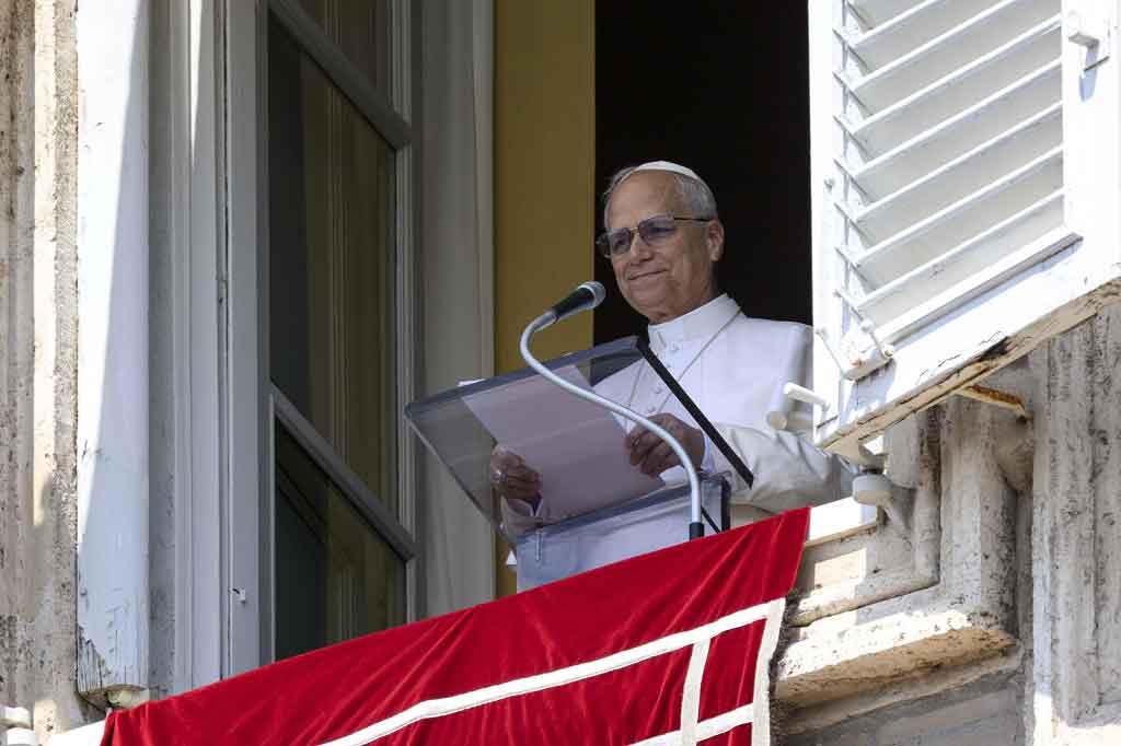 Leo XIV urges honoring war dead through peace talks