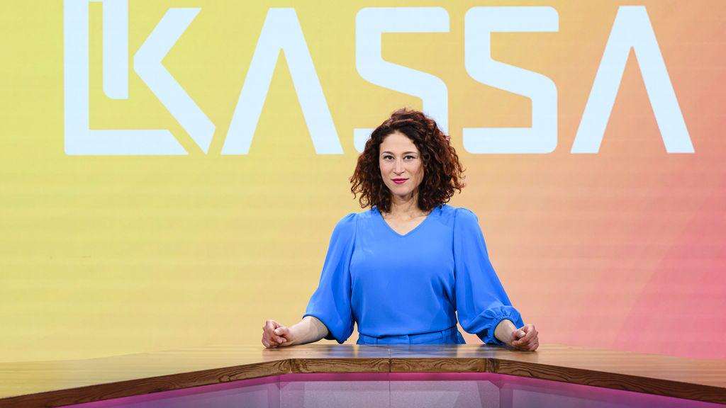 Omroepen schrappen programma's vanwege bezuinigingen, Kassa stopt na 36 jaar