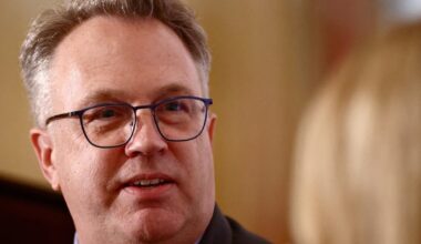 Influential Fed official puts December rate cut back on table