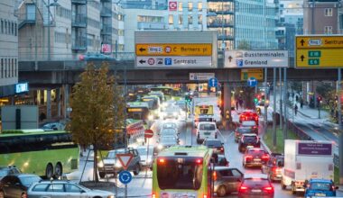 "Hovedmålene med rushtidsprising er å redusere antall som bruker kollektivtransport på de mest belastede tidspunktene." - Ruter
