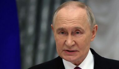 Russia issues 3-word vow to Venezuela as it ramps up support for Maduro