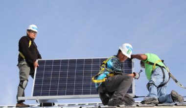 ‘Small but mighty’ | Small-scale projects keep renewable energy momentum as federal money falters