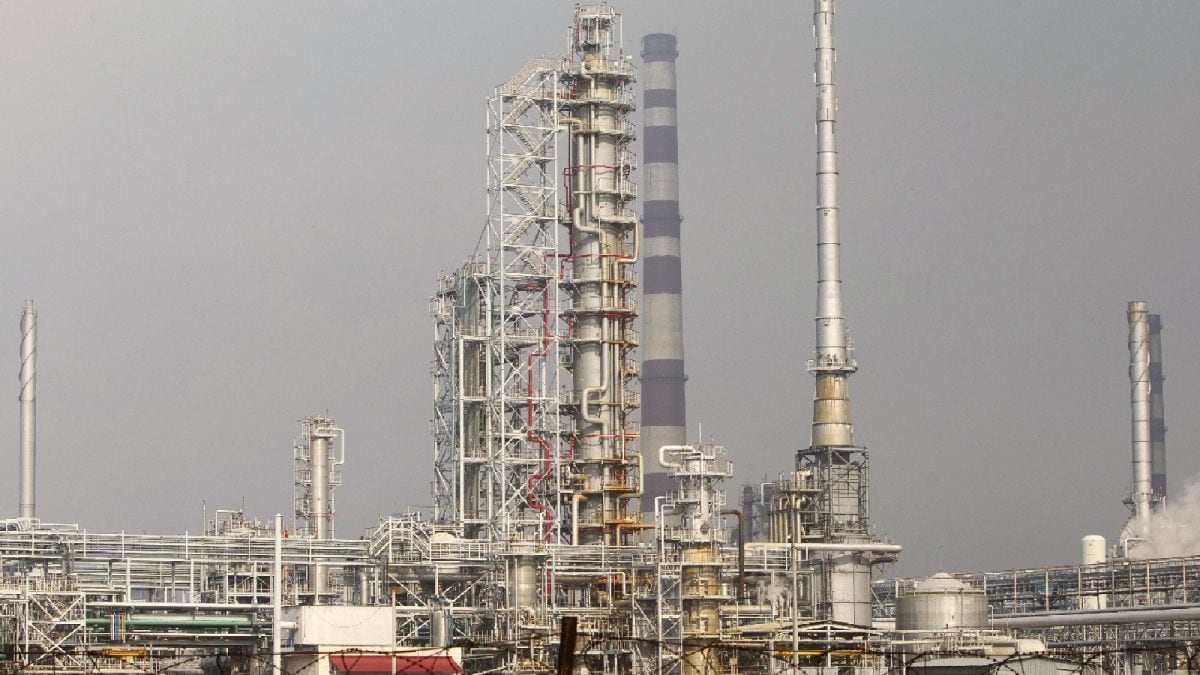 Will Crude Oil Prices Fall To $30? JPMorgan Predicts Steep Multi-Year Slide By 2027 | Business News