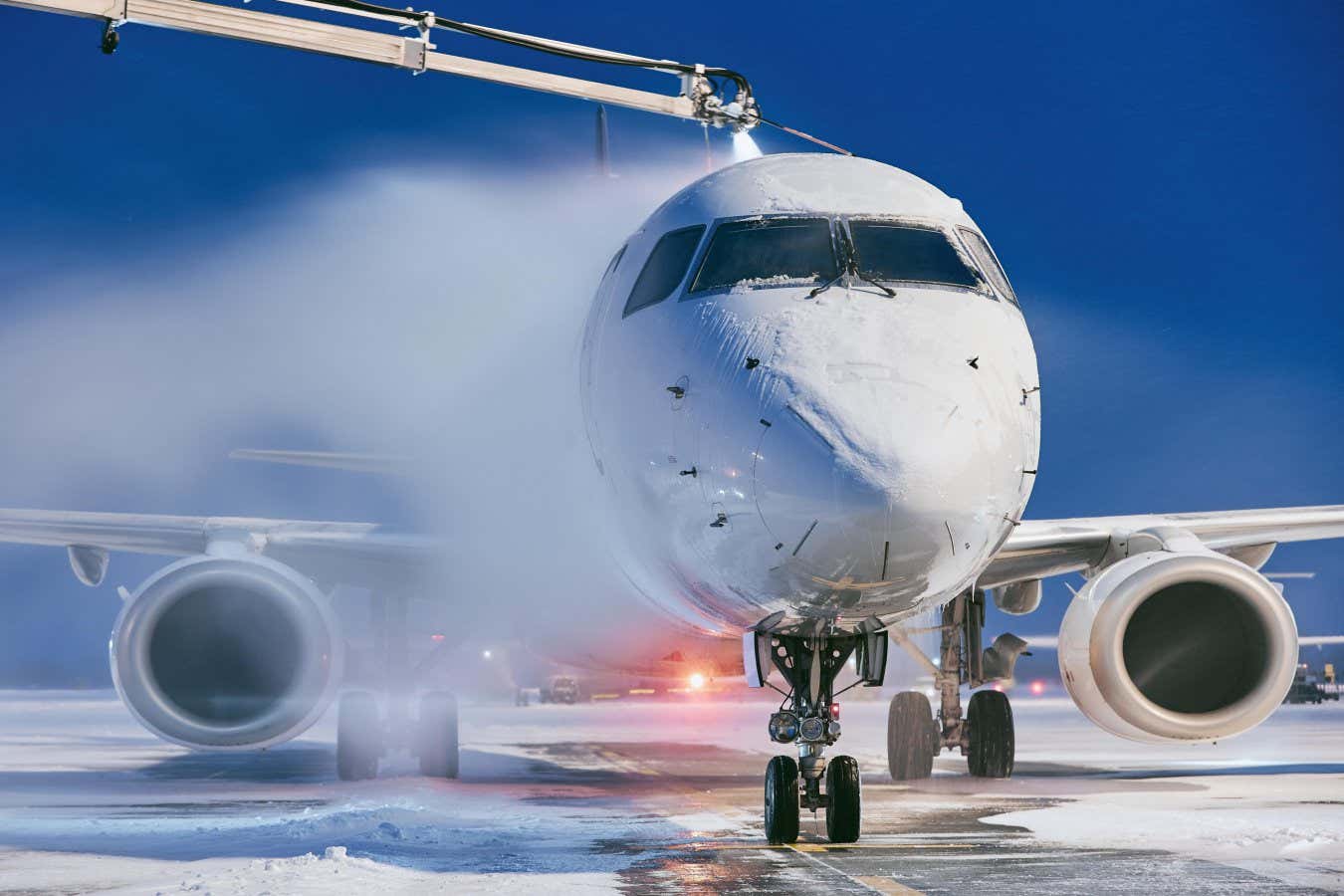 Static electricity can remove frost from windows using little energy