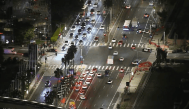 Airline caterers protest near LAX ahead of holiday rush – NBC Los Angeles