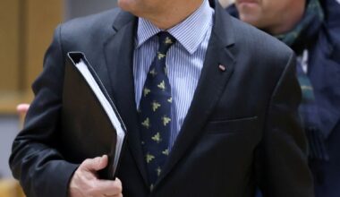 Poland's foreign minister summoned Israeli ambassador after a Yad Vashem post