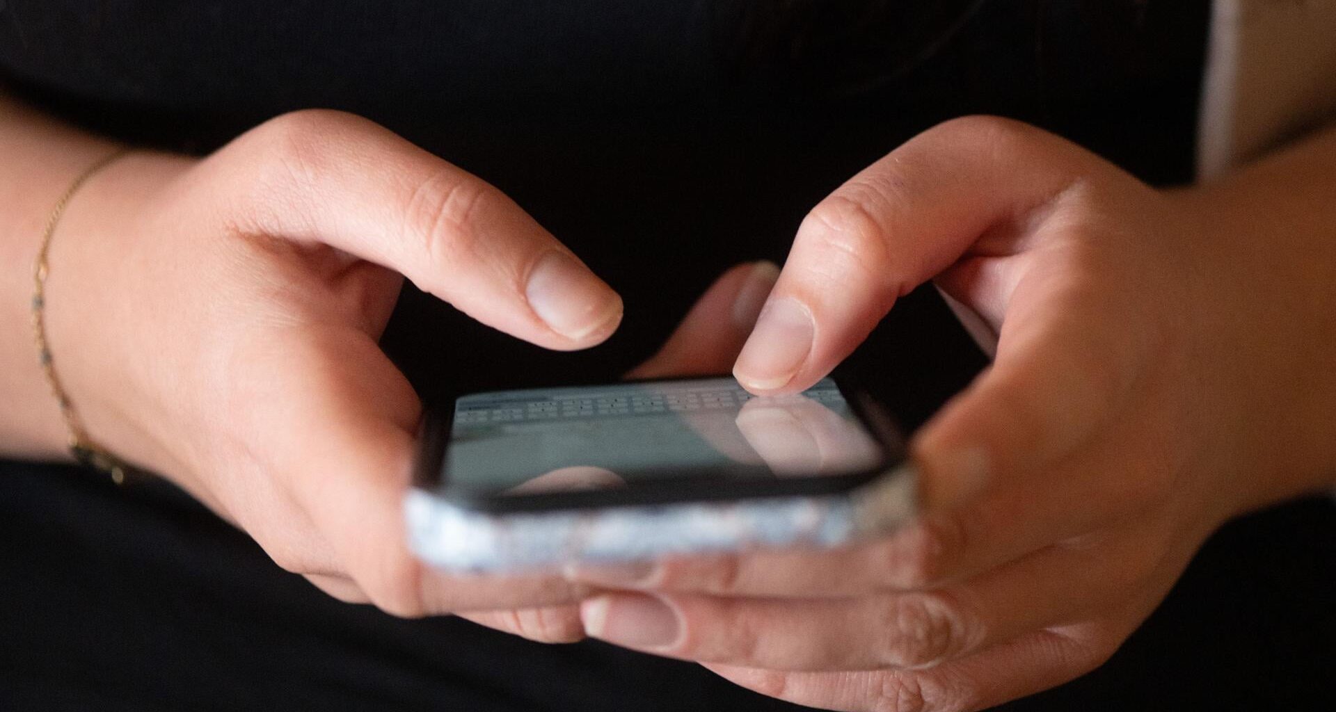 Digitalisierung - Experte beklagt dramatische Unkenntnis über neue Medien: "Viele Schüler können nur Wischen und Klicken"