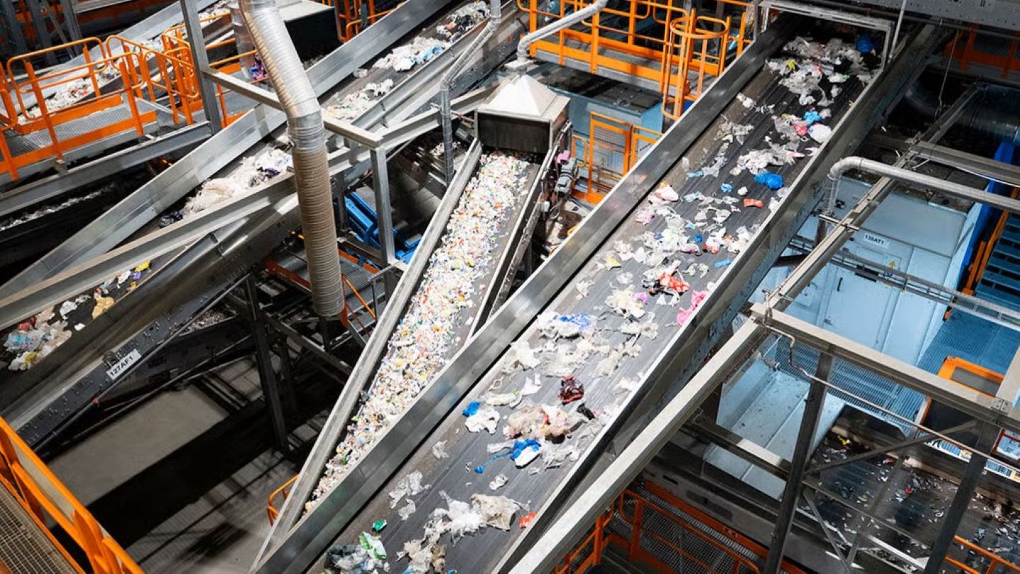 New sorting facility for plastic packaging waste opens in Norway