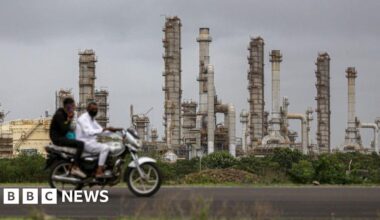 India's largest conglomerate stops Russian oil imports amid global pressure