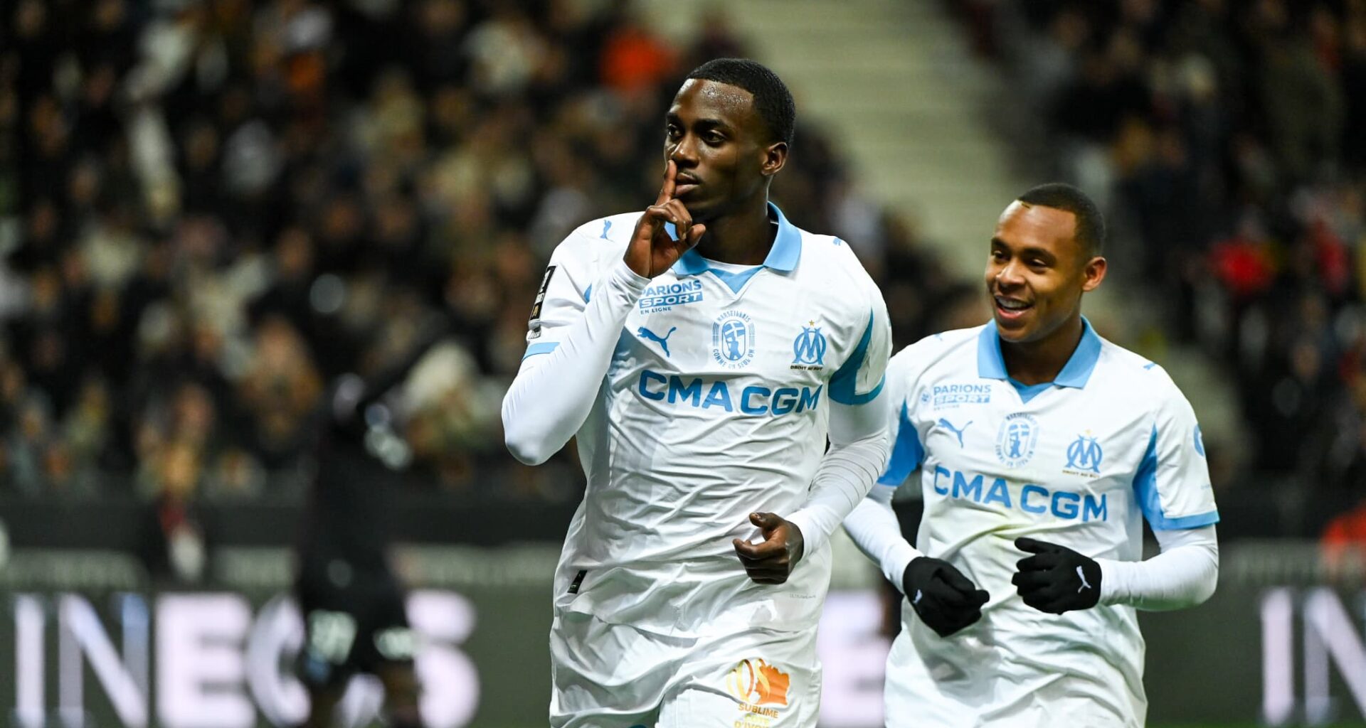 l'OM écrase le Gym et prend la tête du championnat