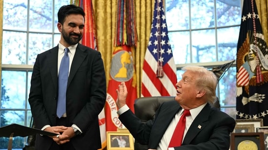 US President Donald Trump (R) meets with New York Mayor-elect Zohran Mamdani in the Oval Office of the White House in Washington, DC, on November 21, 2025. (AFP)