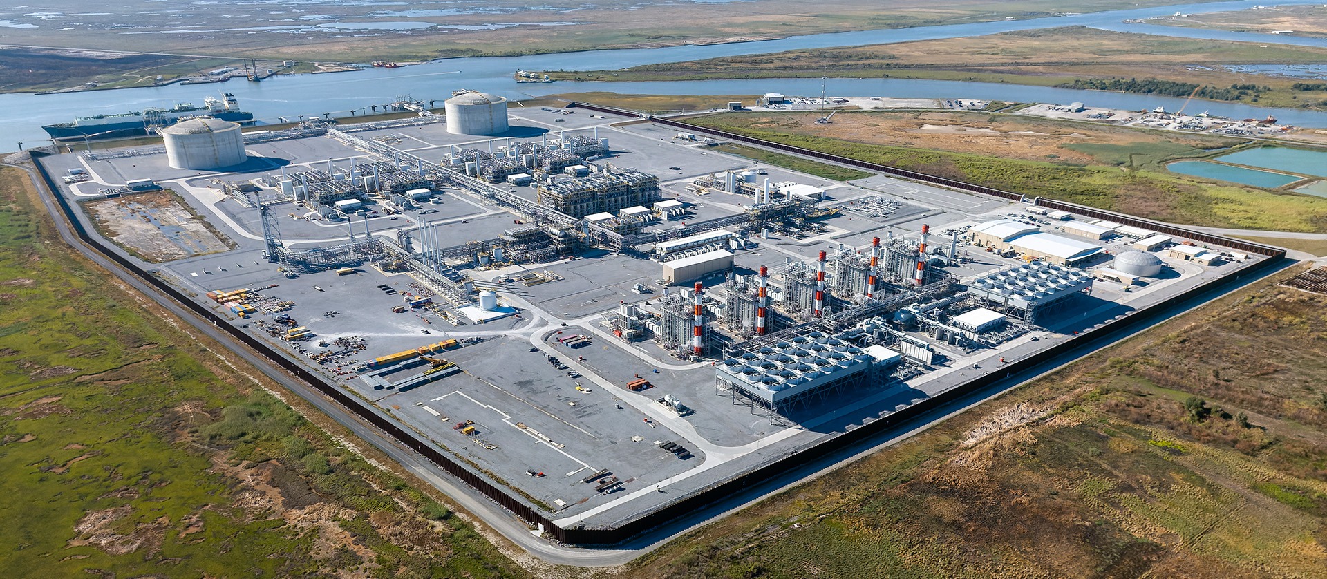 Venture Global inks LNG supply deal with Spain's Naturgy