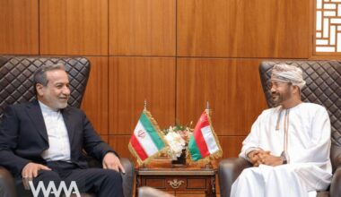 Oman’s Foreign Minister, Badr Al Busaidi, and Iran’s Foreign Minister Seyed Abbas Araghchi