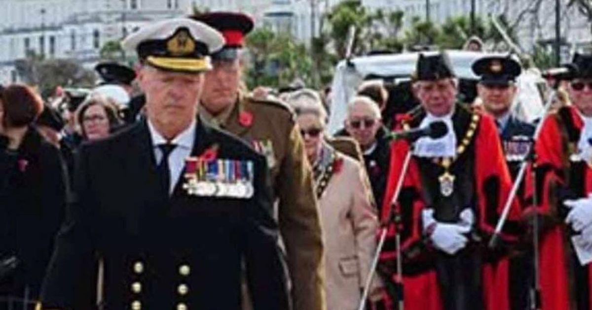 'Fake admiral with phoney medals' attends Welsh Remembrance parades