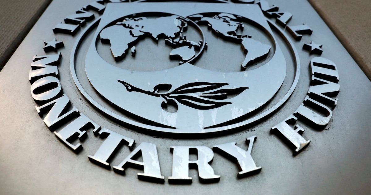 IMF warns Bahrain of rising government debt