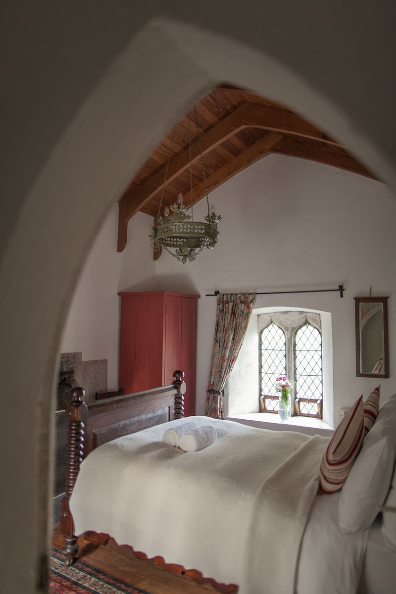 Anne's Grove, a gate lodge getaway, makes for a romantic couple's destination