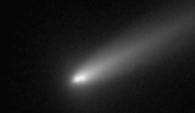 Looped animation of a comet splitting into three pieces