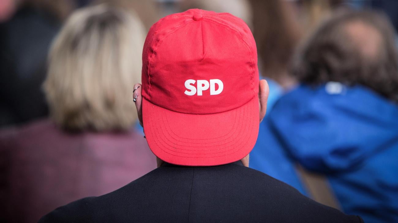 Rentenstreit: Junge SPD-Abgeordnete stellen sich hinter das Rentenpaket