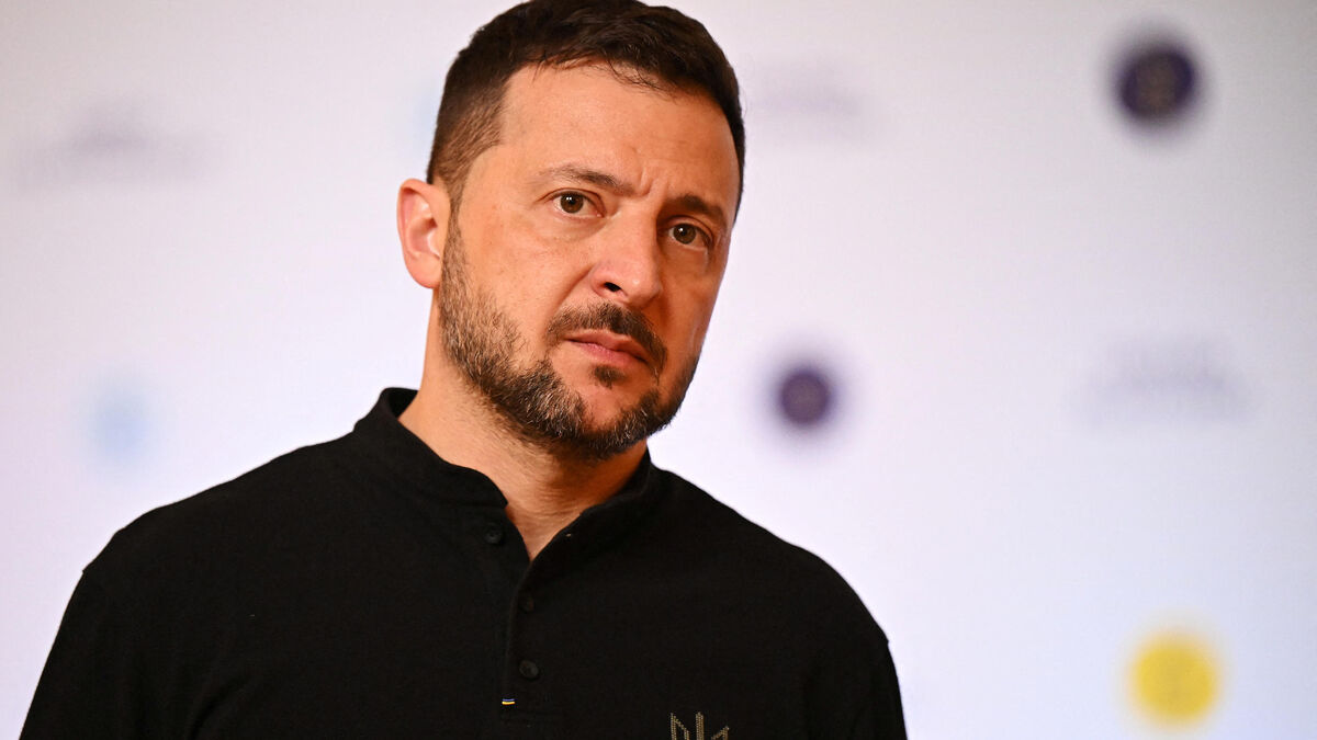 Ukraine : accusé de corruption à hauteur de 100 millions de dollars, un proche de Volodymyr Zelensky quitte le pays