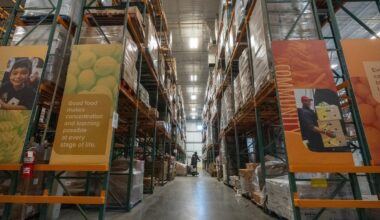 Washington's struggling economy takes another hit from the government shutdown