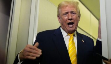 Trump, who mocked Biden's use of autopen, caught posting identical signatures on pardons