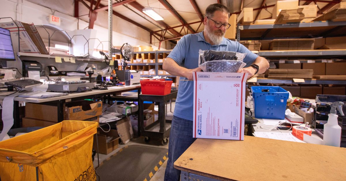 Supreme Court weighs Trump tariffs in a trillion-dollar test of executive power :: WRAL.com