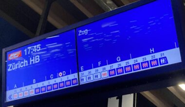 Absolutely packed train on Sunday evening