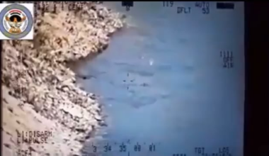 Isis trying to swim away from one side of Mosul to the other get met with high fire power from Iraqi army aviators, battle of Mosul-2017.