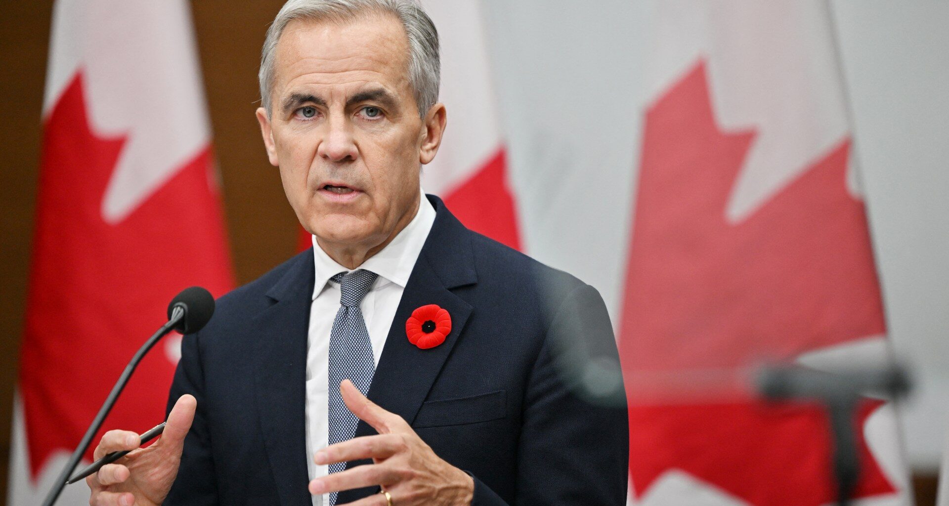 Canada’s Carney says he apologised to Trump over Reagan anti-tariff ad | Politics News