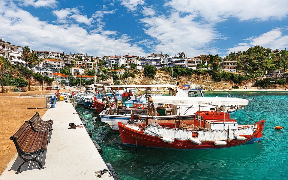 Trawlers out, tickets stay in Alonissos marine sanctuary