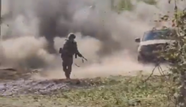 Ukrainian soldier evaded the explosion of a Russian FPV drone in the last moment. Date and location not disclosed.