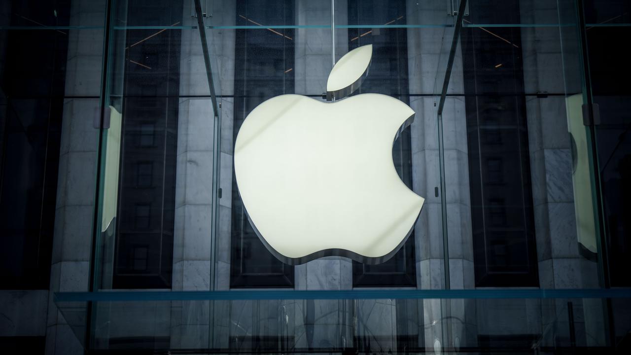 USA, New York: Das Logo von Apple, aufgenommen in Manhattan.