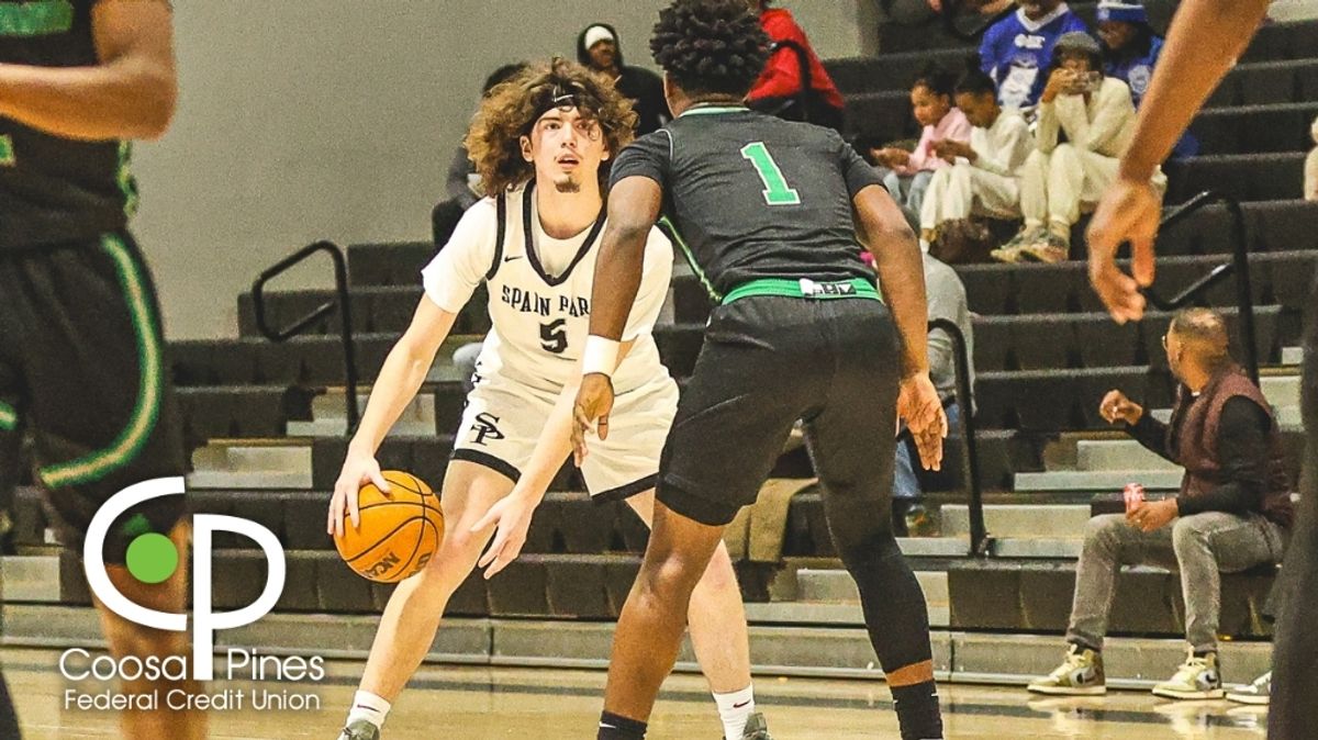 Spain Park dominates Hueytown with 3-point barrage