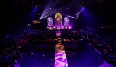 Les catholiques affichent leur foi au "Congrès Mission" à Paris