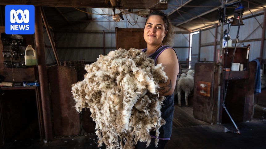 UN photographer Martine Perret turns lens on women of Australia's hinterland