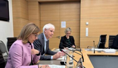 CNFP president Romain Bausch, pictured with finance committee president Diane Adehm (left), has called for the ‘decoupling’ of the annual and multi-year budgets to allow for a more useful approach to Luxembourg’s medium term state finances