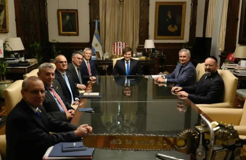 The meeting between Argentinian President Javier Milei, FM Gideon Sa'ar, and officials from both Argentina and Israel. (credit: SCREENSHOT/X)