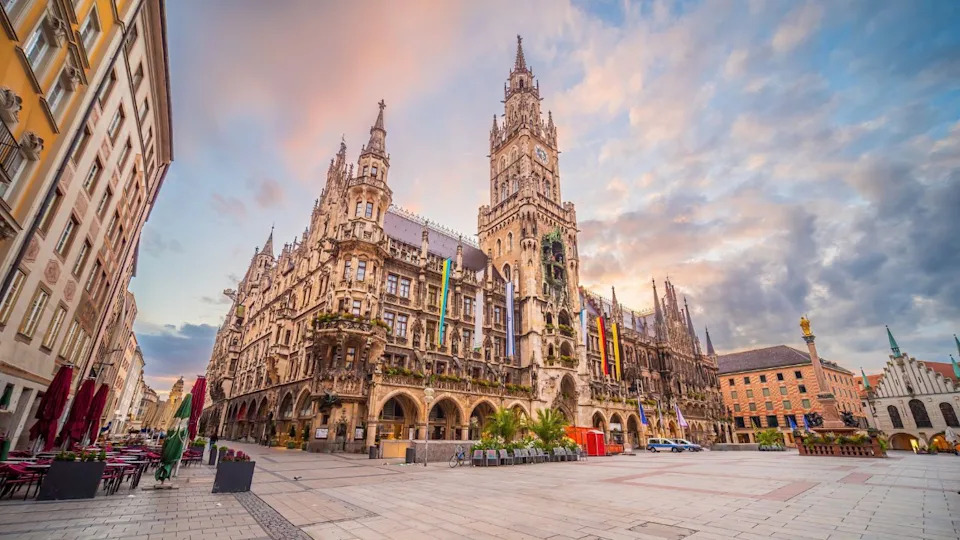 Old town Munich city skyline at Marienplatz, cityscape of Germany at sunset