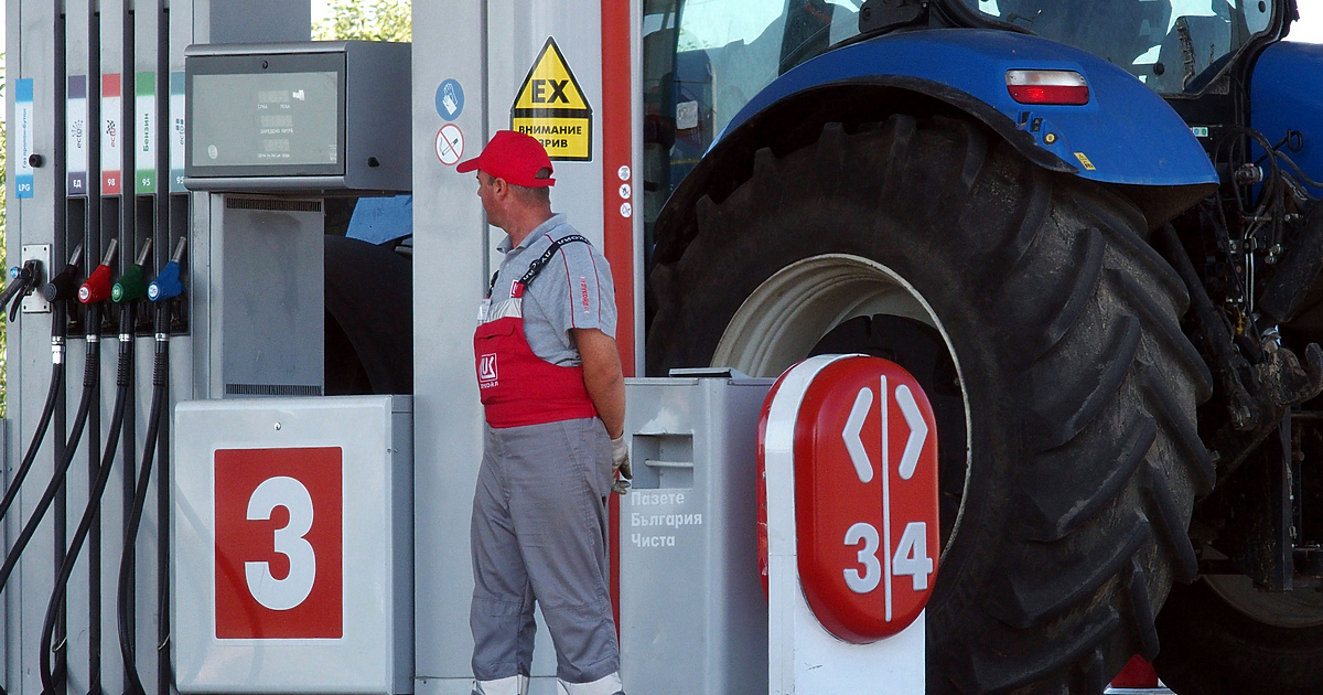 „Лукойл“ отрече, че затваря бензиностанциите си в България