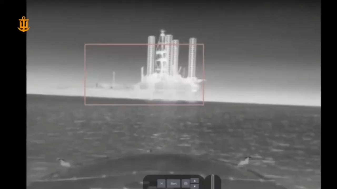 Ukrainian UAVs and surface kamikaze drones strike the Syvash drilling rig off the coast of Crimea