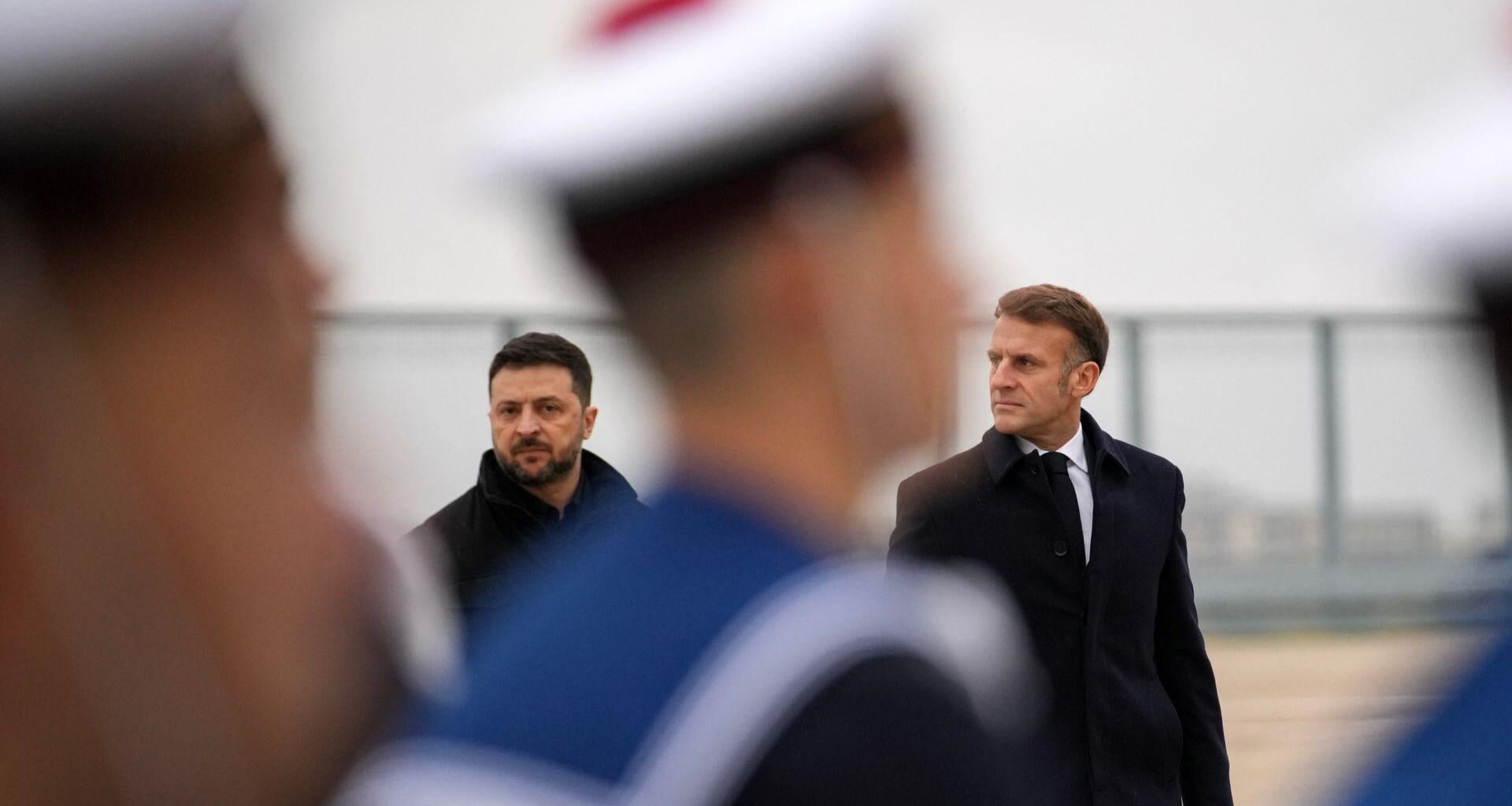 Ukraine to purchase 100 Rafale jets, Zelensky says after signing defense declaration with Macron