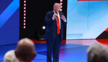 Republicans have lost ground with Latino voters after Trump’s 2024 gains