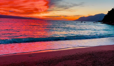 I filmed this sunset in Brela a few years ago. Half the sky turned red and the other half blue.