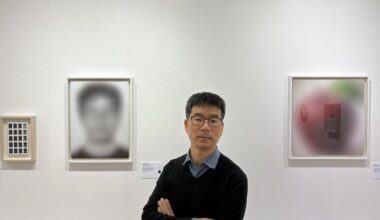 Currency designer holds 1st solo exhibition inspired by artistry, security