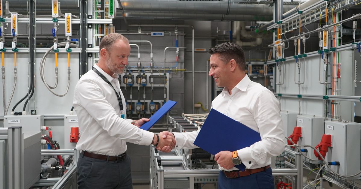 Česko podporuje vodíkový výzkum. V plánuje je výstavba elektrolyzérů i čerpaček