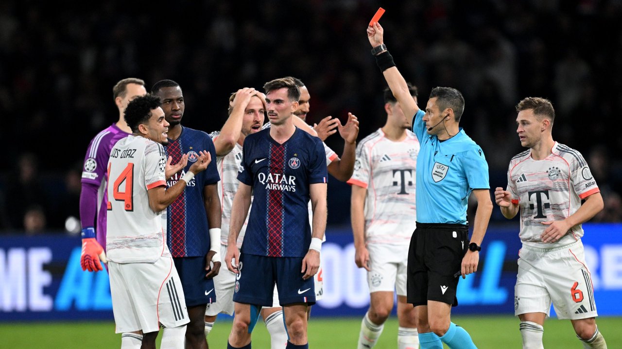 In Unterzahl! Bayern gewinnen turbulenten CL-Kracher gegen PSG