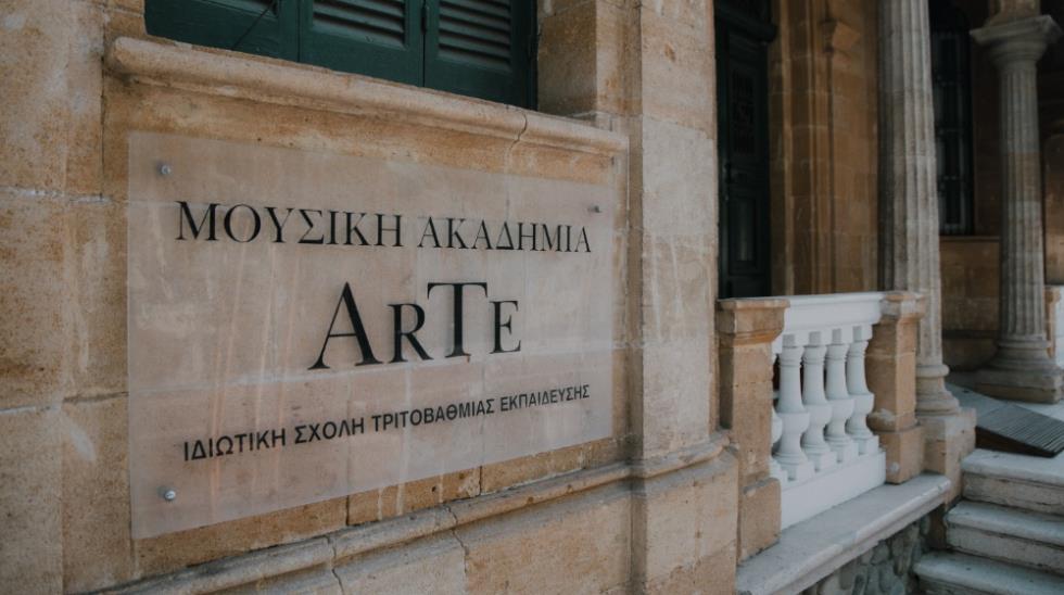 5335573076160300 MixCollage-28-Nov-2025-10-12-AM-5607