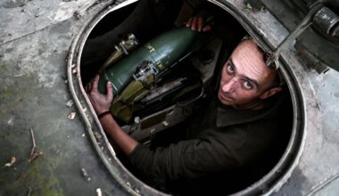 Pokrowsk: Ukrainische Truppen kämpfen gegen Einkesselung - Politik