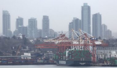 Canada's third-quarter annualized GDP surprises with growth of 2.6%